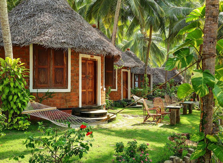 head-to-the-10-best-luxury-spa-and-ayurveda-resorts-in-kerala-for-a-pampering-experience-2 Head to the 10 best luxury Spa and Ayurveda Resorts in Kerala for a pampering experience